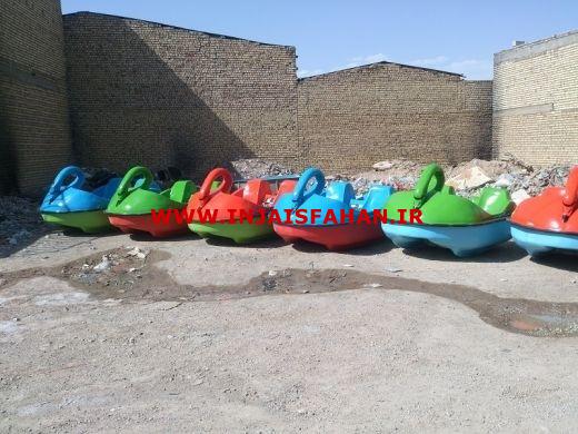 قایق پدالی طرح قو فایبرگلاس